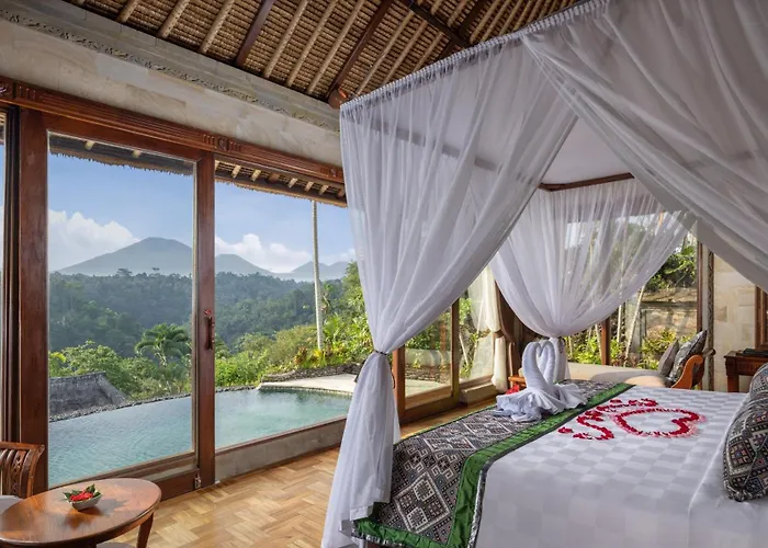 Resort The Royal Pita Maha 5*